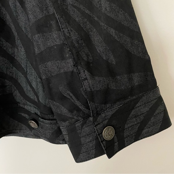 Sandro Paris Women's Zebra Print Cropped Jacket Petite Large Black Gray Office - Picture 5 of 10